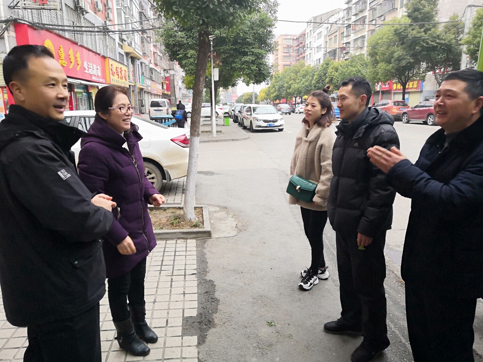 2月3日  市總工會(huì)慰問2路駕駛員IMG_20190203_075232.jpg